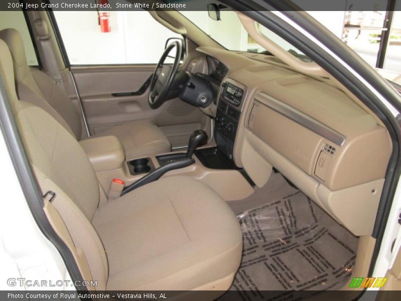 Stone White / Sandstone 2004 Jeep Grand Cherokee Laredo
