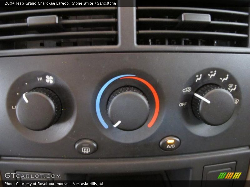 Stone White / Sandstone 2004 Jeep Grand Cherokee Laredo