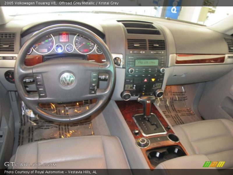  2005 Touareg V8 Kristal Grey Interior