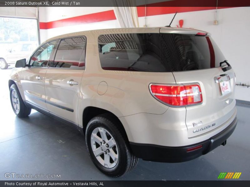 Gold Mist / Tan 2008 Saturn Outlook XE