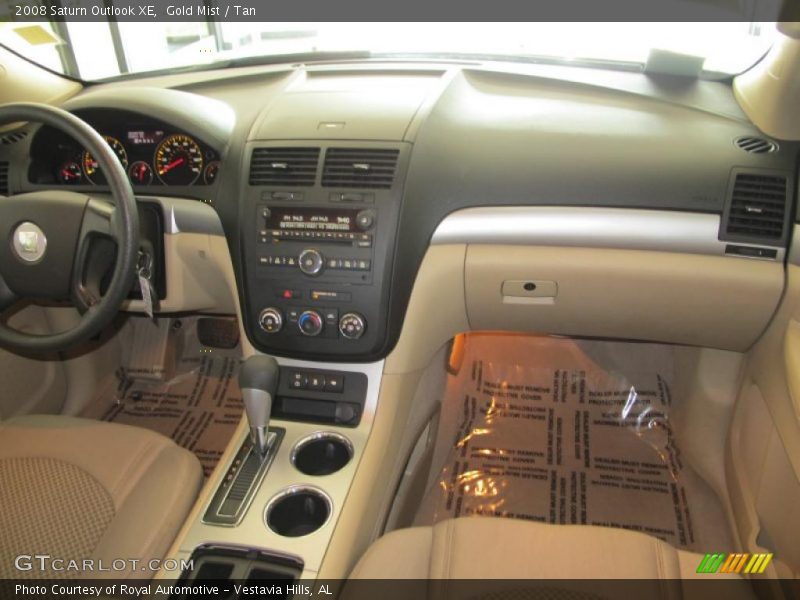 Gold Mist / Tan 2008 Saturn Outlook XE