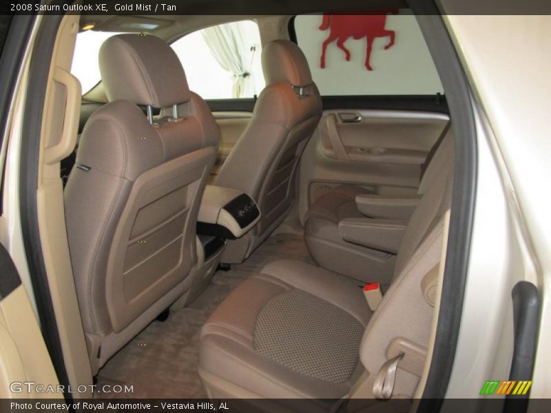 Gold Mist / Tan 2008 Saturn Outlook XE