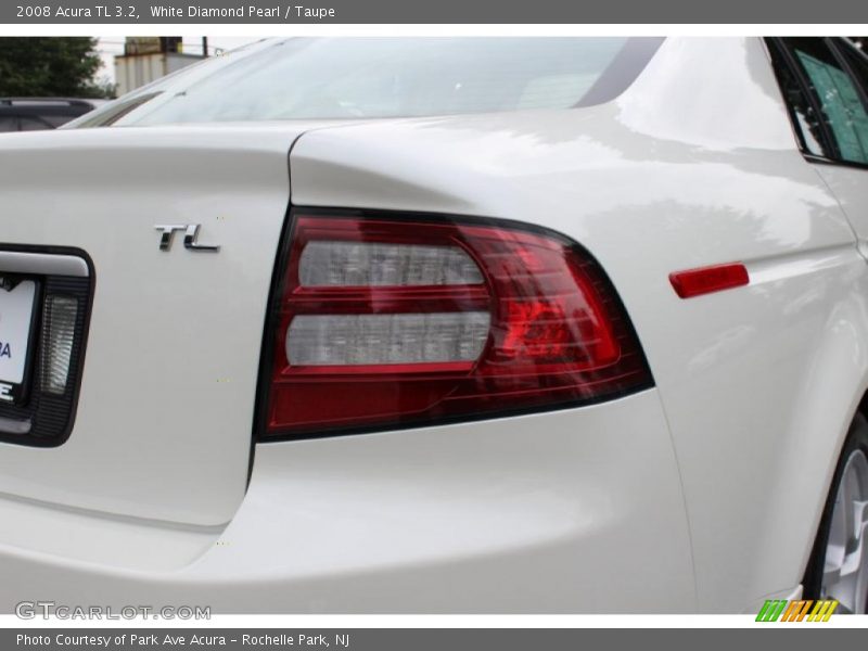 White Diamond Pearl / Taupe 2008 Acura TL 3.2