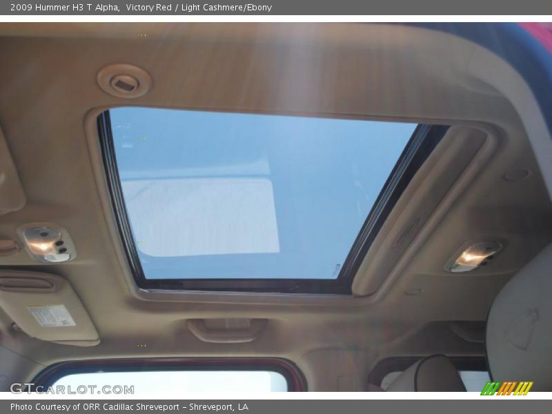 Sunroof of 2009 H3 T Alpha