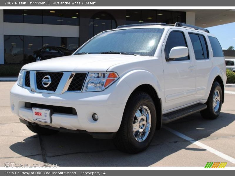 Avalanche White / Desert 2007 Nissan Pathfinder SE