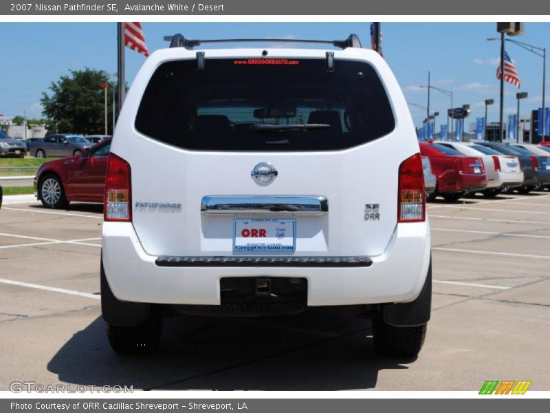 Avalanche White / Desert 2007 Nissan Pathfinder SE
