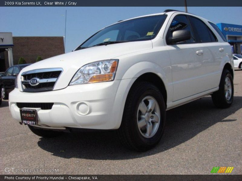 Clear White / Gray 2009 Kia Sorento LX