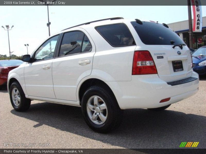 Clear White / Gray 2009 Kia Sorento LX