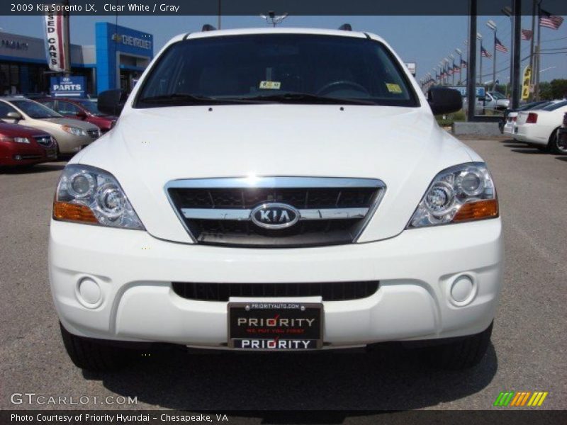 Clear White / Gray 2009 Kia Sorento LX