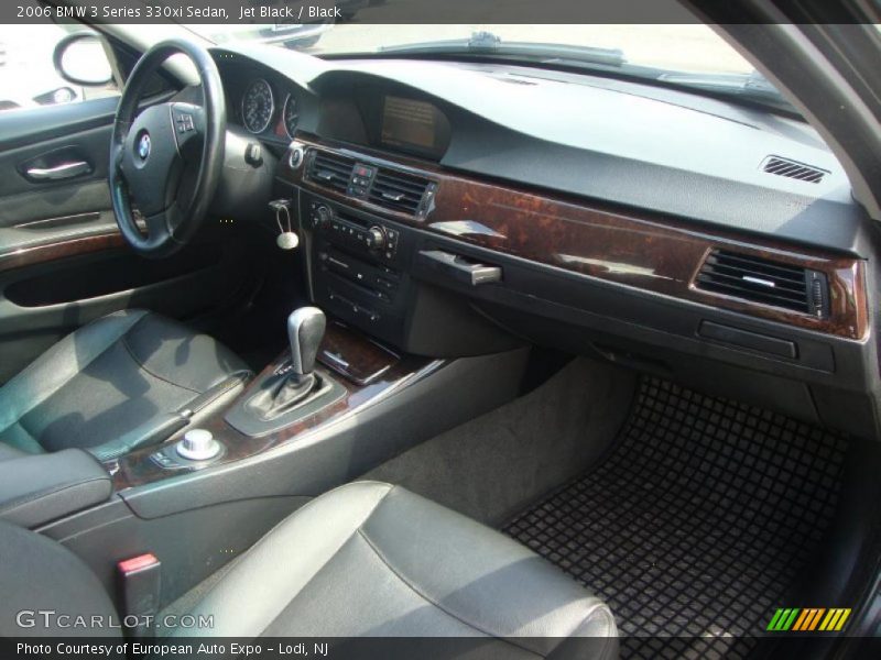 Jet Black / Black 2006 BMW 3 Series 330xi Sedan