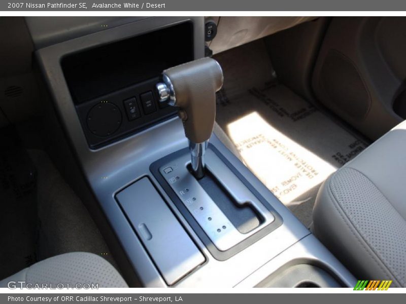 Avalanche White / Desert 2007 Nissan Pathfinder SE