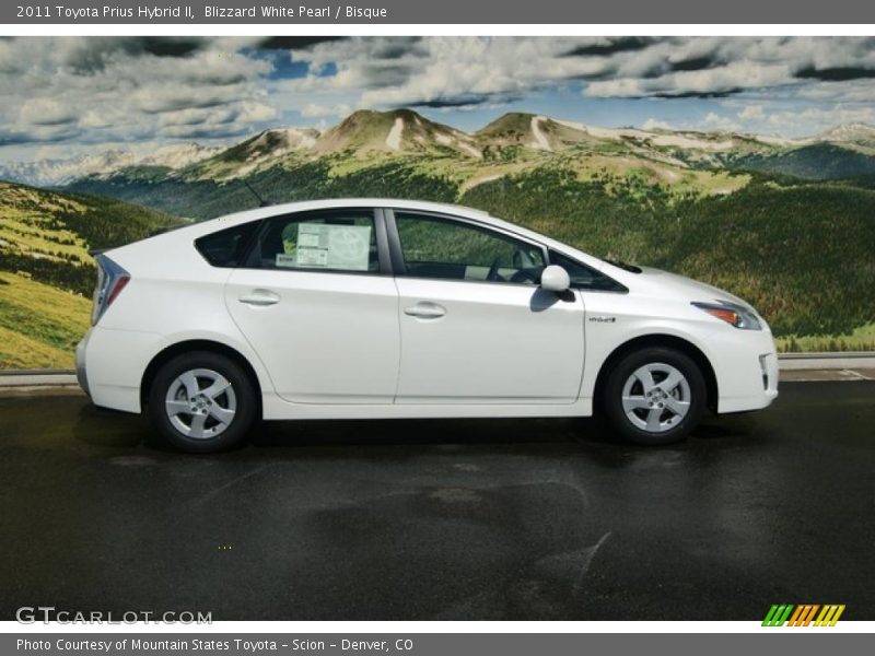 Blizzard White Pearl / Bisque 2011 Toyota Prius Hybrid II