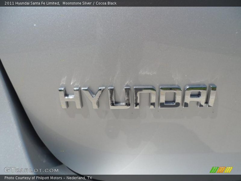 Moonstone Silver / Cocoa Black 2011 Hyundai Santa Fe Limited
