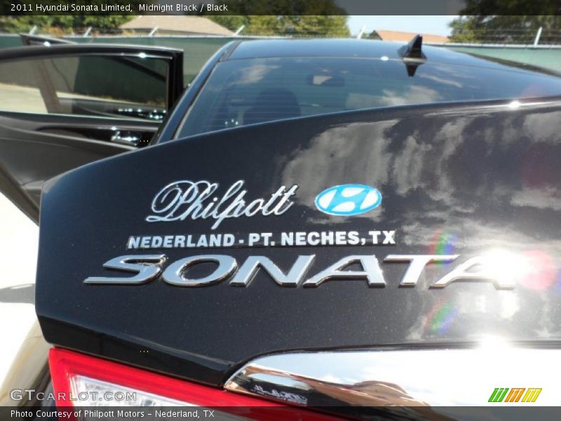 Midnight Black / Black 2011 Hyundai Sonata Limited