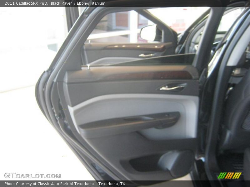 Black Raven / Ebony/Titanium 2011 Cadillac SRX FWD