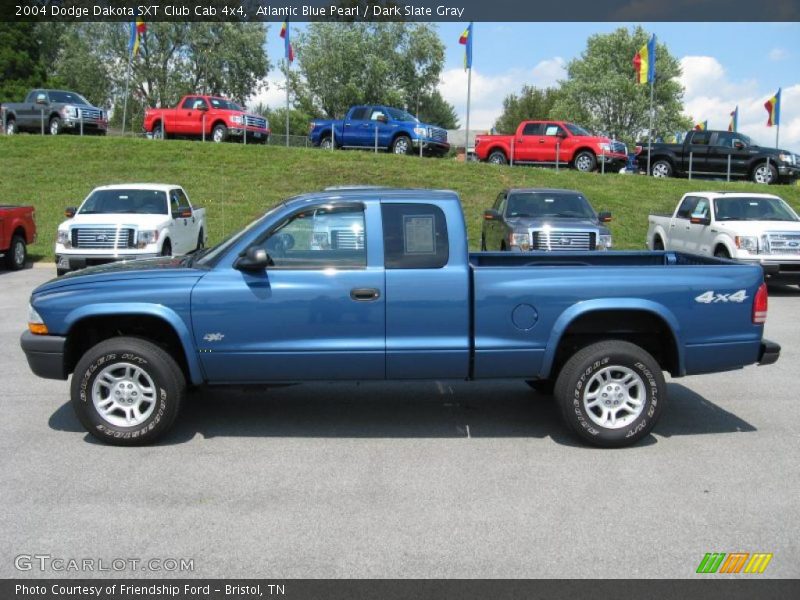 Atlantic Blue Pearl / Dark Slate Gray 2004 Dodge Dakota SXT Club Cab 4x4