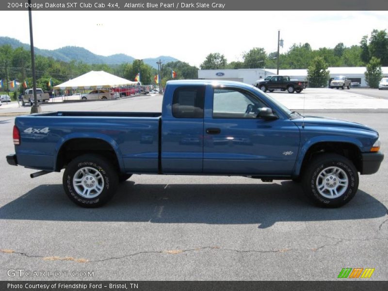 Atlantic Blue Pearl / Dark Slate Gray 2004 Dodge Dakota SXT Club Cab 4x4