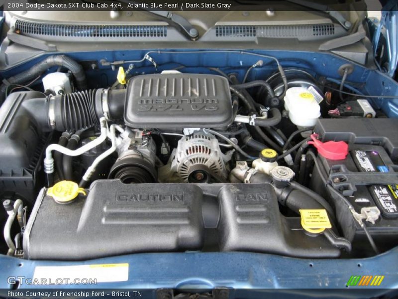 Atlantic Blue Pearl / Dark Slate Gray 2004 Dodge Dakota SXT Club Cab 4x4
