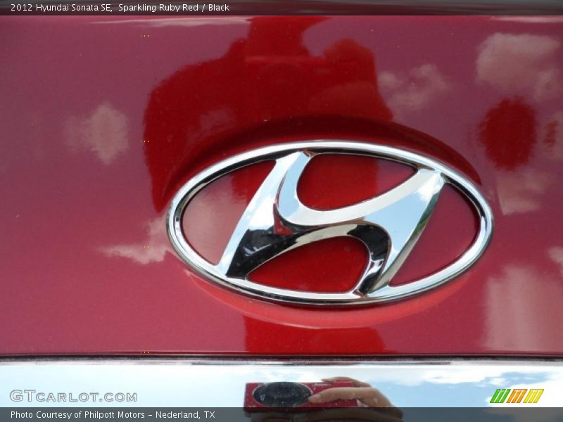  2012 Sonata SE Logo