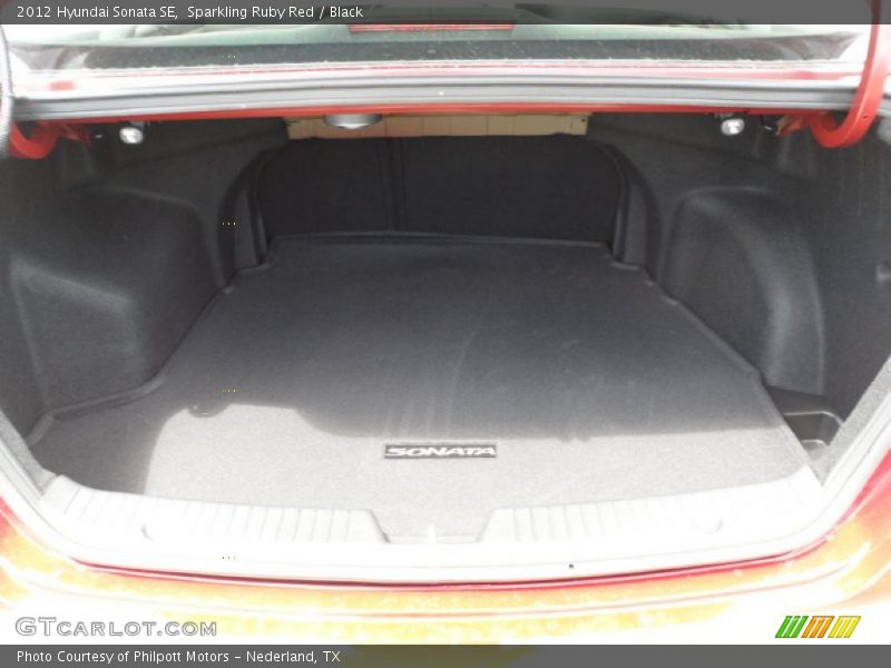  2012 Sonata SE Trunk