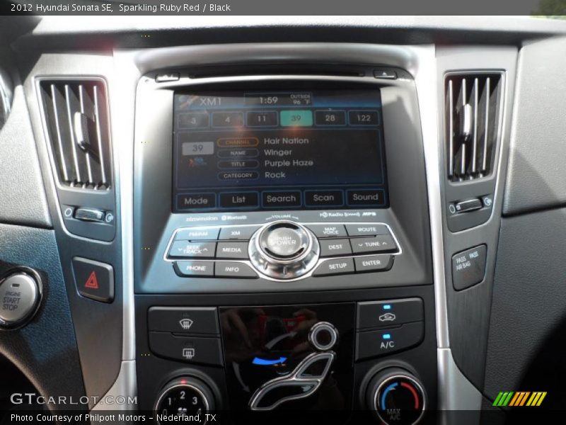 Controls of 2012 Sonata SE