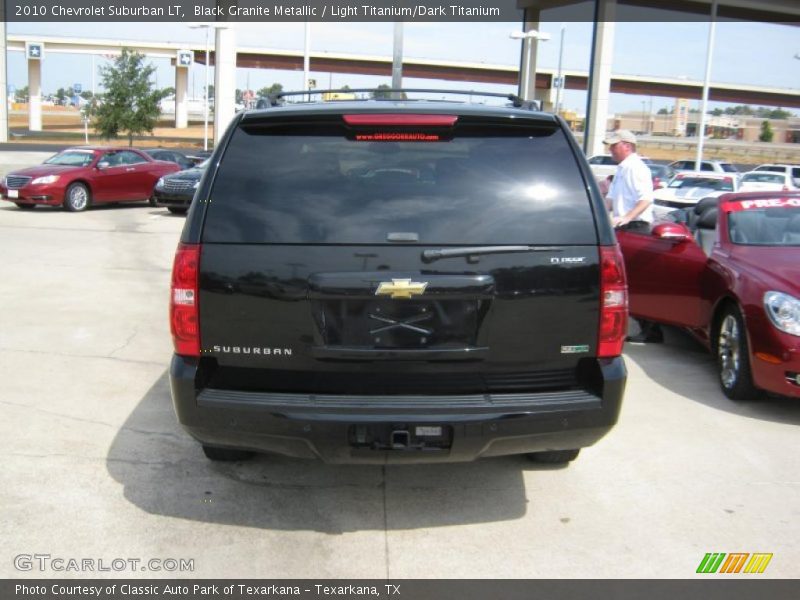 Black Granite Metallic / Light Titanium/Dark Titanium 2010 Chevrolet Suburban LT