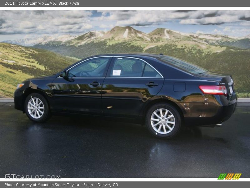 Black / Ash 2011 Toyota Camry XLE V6