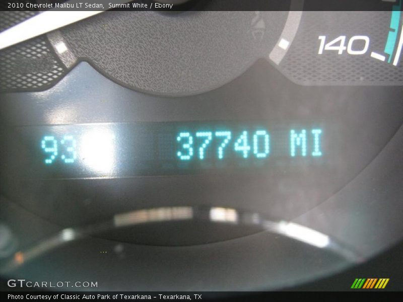 Summit White / Ebony 2010 Chevrolet Malibu LT Sedan