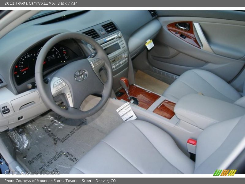 Black / Ash 2011 Toyota Camry XLE V6