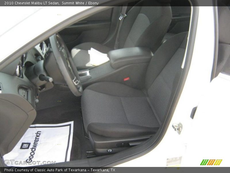 Summit White / Ebony 2010 Chevrolet Malibu LT Sedan