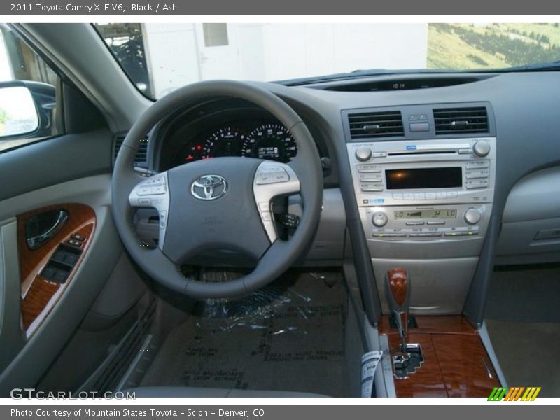 Black / Ash 2011 Toyota Camry XLE V6