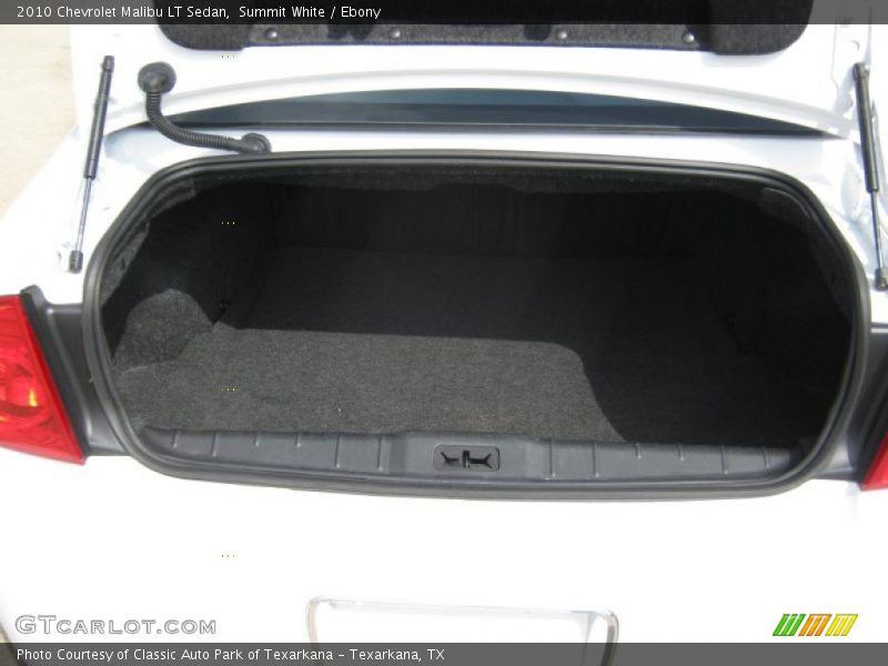 Summit White / Ebony 2010 Chevrolet Malibu LT Sedan