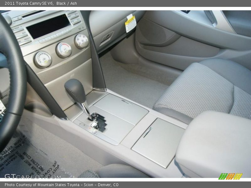 Black / Ash 2011 Toyota Camry SE V6