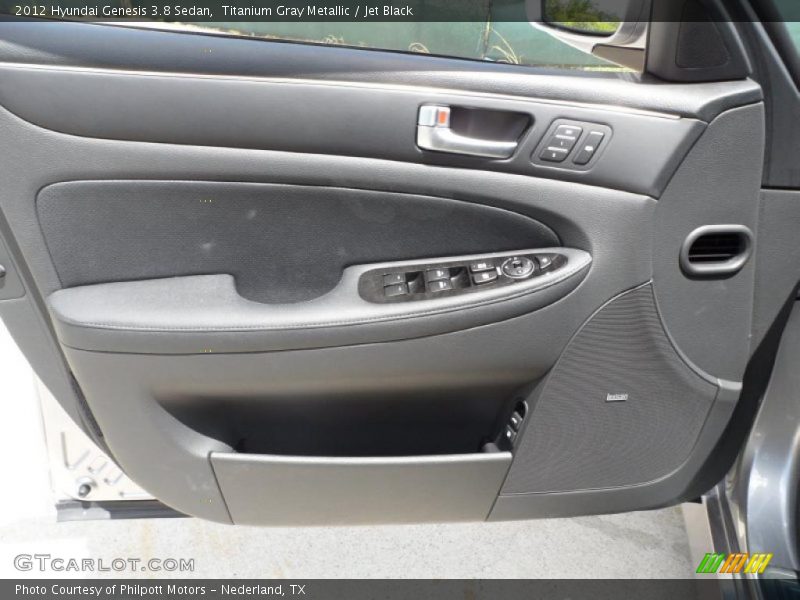 Door Panel of 2012 Genesis 3.8 Sedan