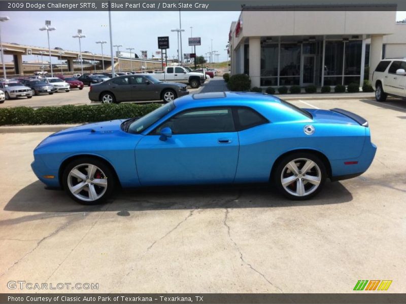 B5 Blue Pearl Coat / Dark Slate Gray 2009 Dodge Challenger SRT8