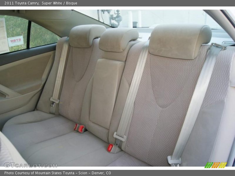 Super White / Bisque 2011 Toyota Camry