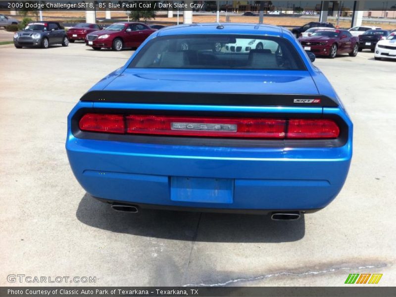 B5 Blue Pearl Coat / Dark Slate Gray 2009 Dodge Challenger SRT8
