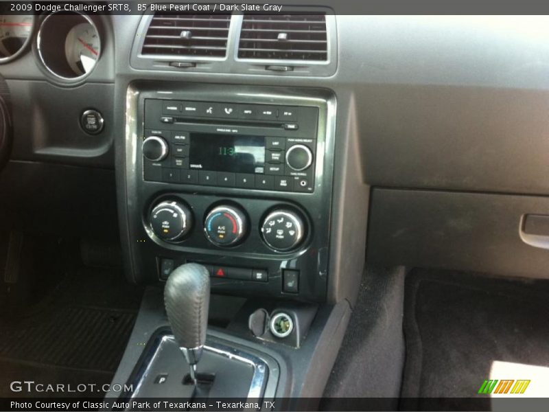 B5 Blue Pearl Coat / Dark Slate Gray 2009 Dodge Challenger SRT8