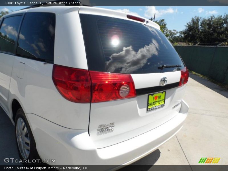 Natural White / Stone 2008 Toyota Sienna LE