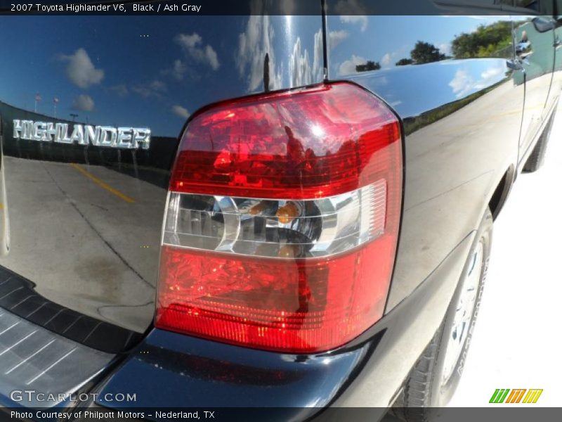 Black / Ash Gray 2007 Toyota Highlander V6
