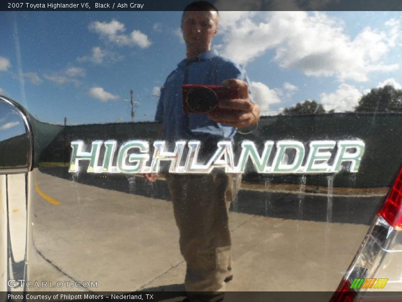 Black / Ash Gray 2007 Toyota Highlander V6