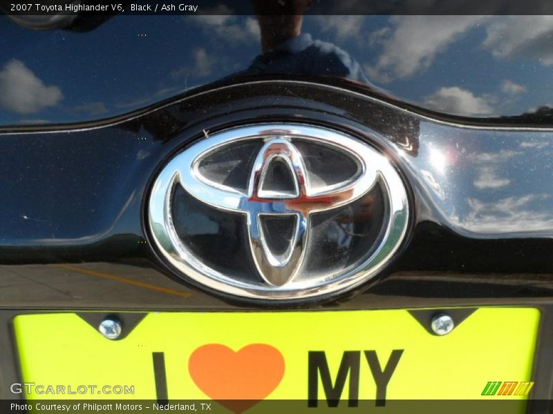 Black / Ash Gray 2007 Toyota Highlander V6