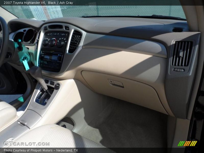 Black / Ash Gray 2007 Toyota Highlander V6