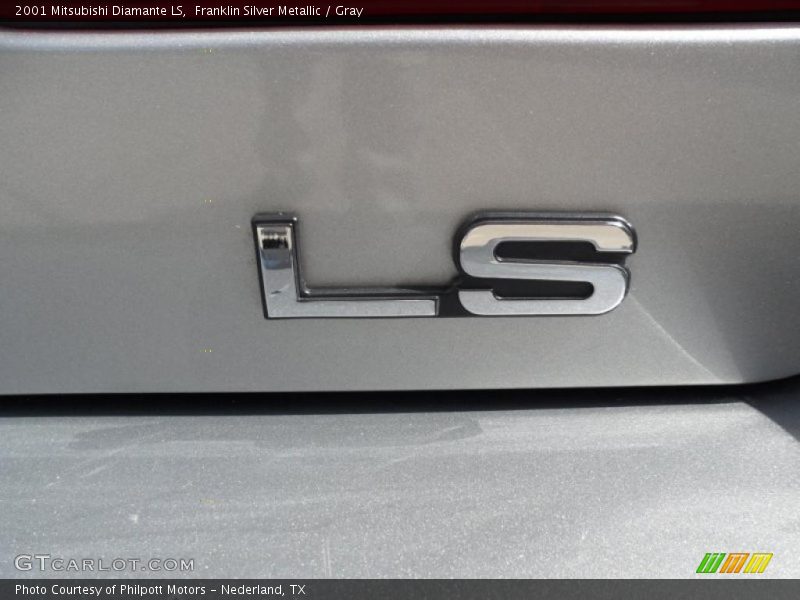  2001 Diamante LS Logo