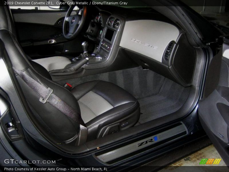  2009 Corvette ZR1 Ebony/Titanium Gray Interior