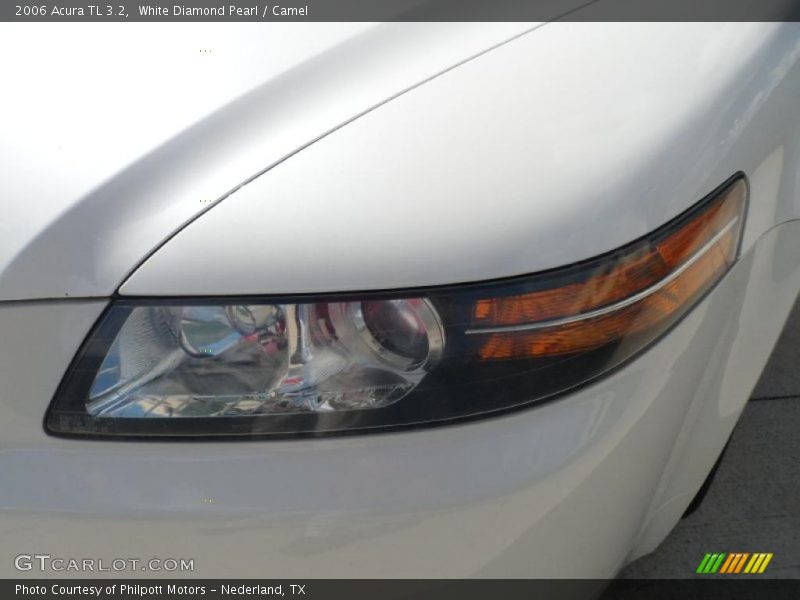 White Diamond Pearl / Camel 2006 Acura TL 3.2