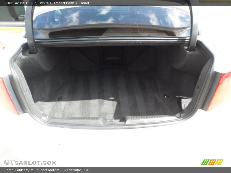 White Diamond Pearl / Camel 2006 Acura TL 3.2
