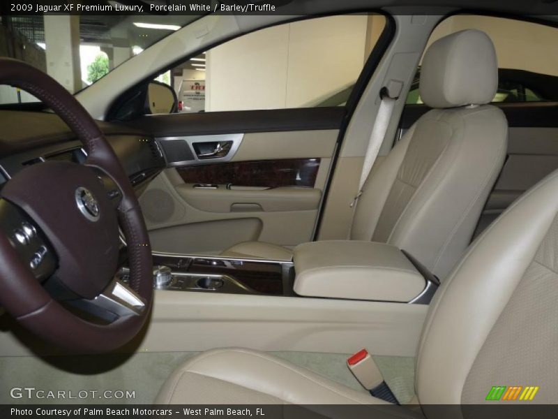 Porcelain White / Barley/Truffle 2009 Jaguar XF Premium Luxury