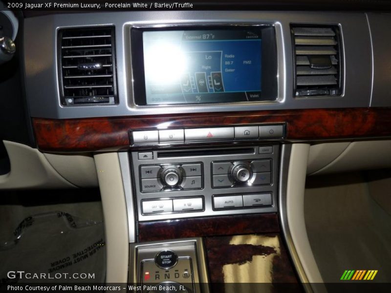 Porcelain White / Barley/Truffle 2009 Jaguar XF Premium Luxury