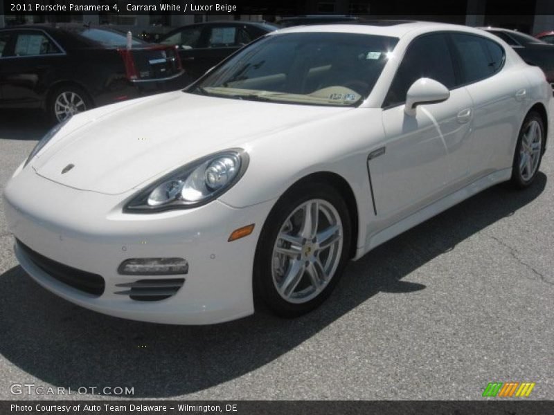 Carrara White / Luxor Beige 2011 Porsche Panamera 4